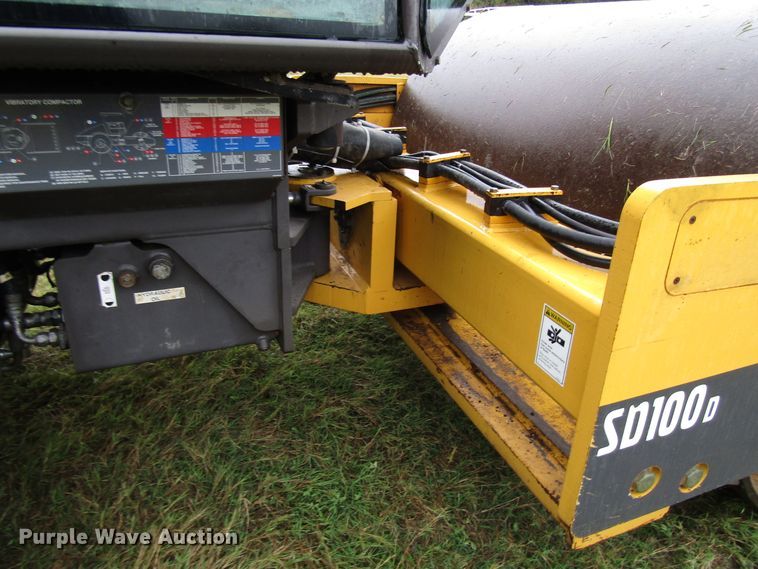 image for item DG6657 2009 Volvo SD100D single drum vibratory roller