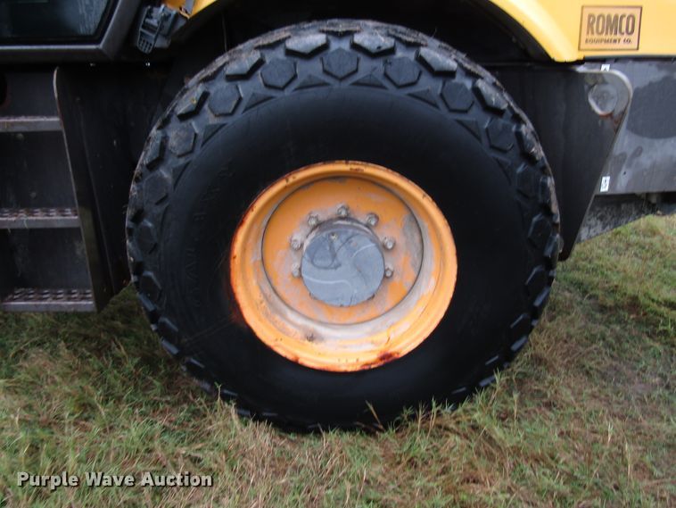 image for item DG6657 2009 Volvo SD100D single drum vibratory roller