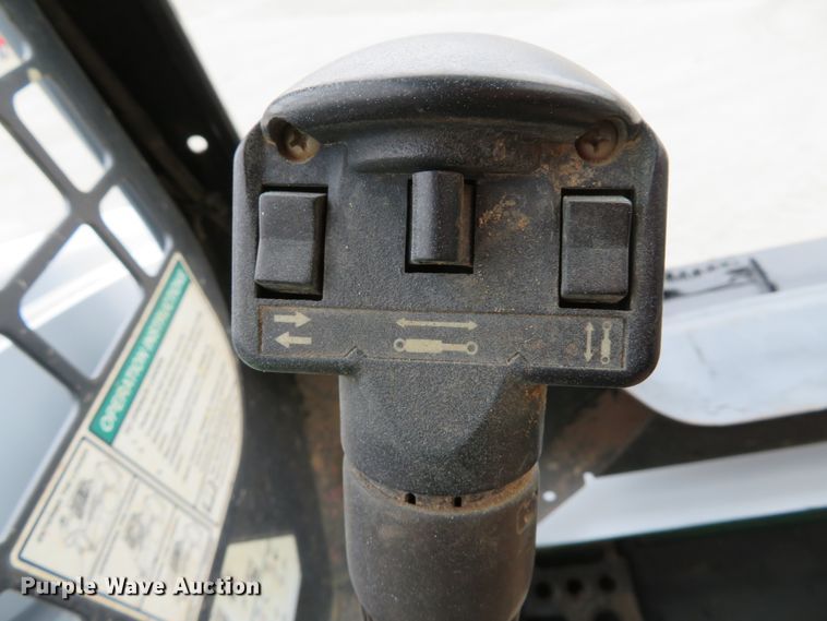 image for item DH1634 2015 Bobcat T590 skid steer