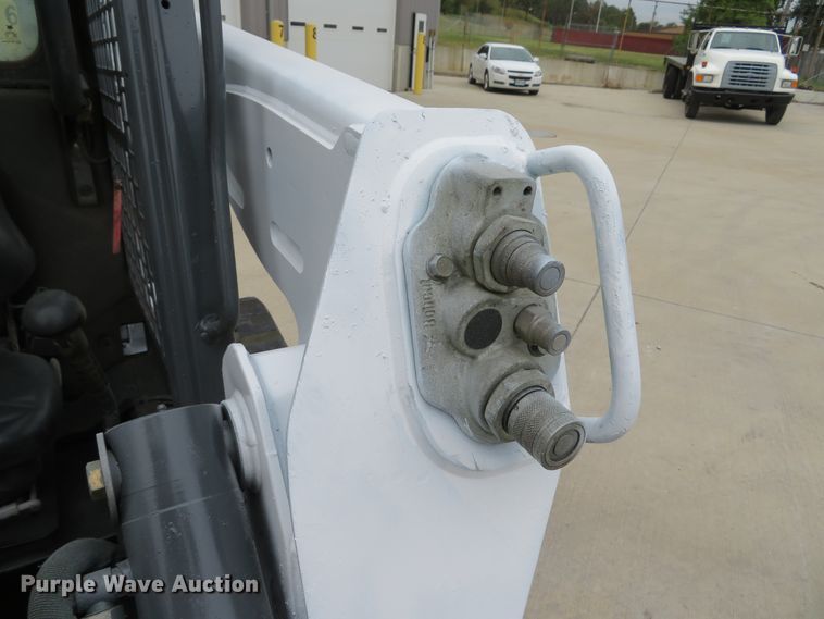 image for item DH1634 2015 Bobcat T590 skid steer