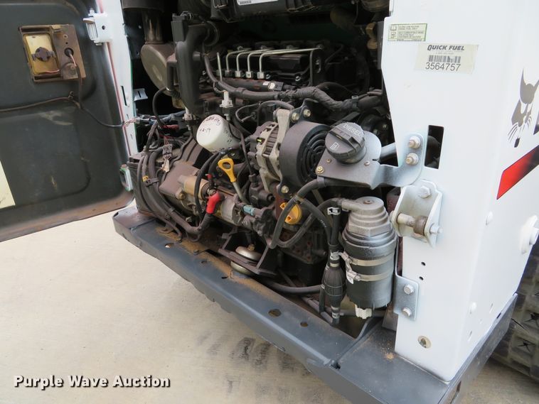 image for item DH1634 2015 Bobcat T590 skid steer