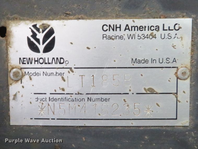 image for item DH1660 2005 New Holland LT185B skid steer