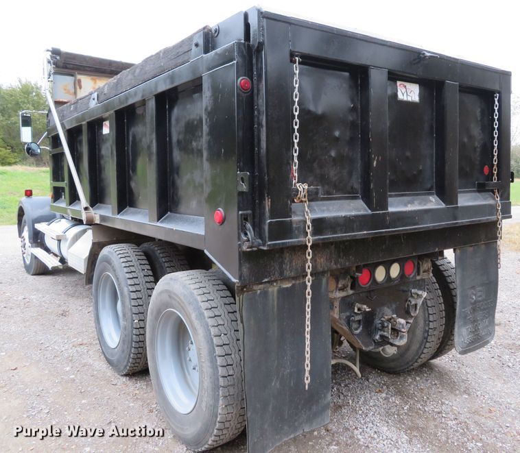 image for item DH1670 1993 Western Star 4964F dump truck
