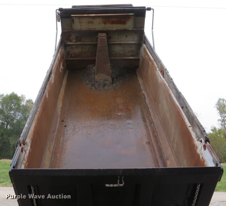 image for item DH1670 1993 Western Star 4964F dump truck