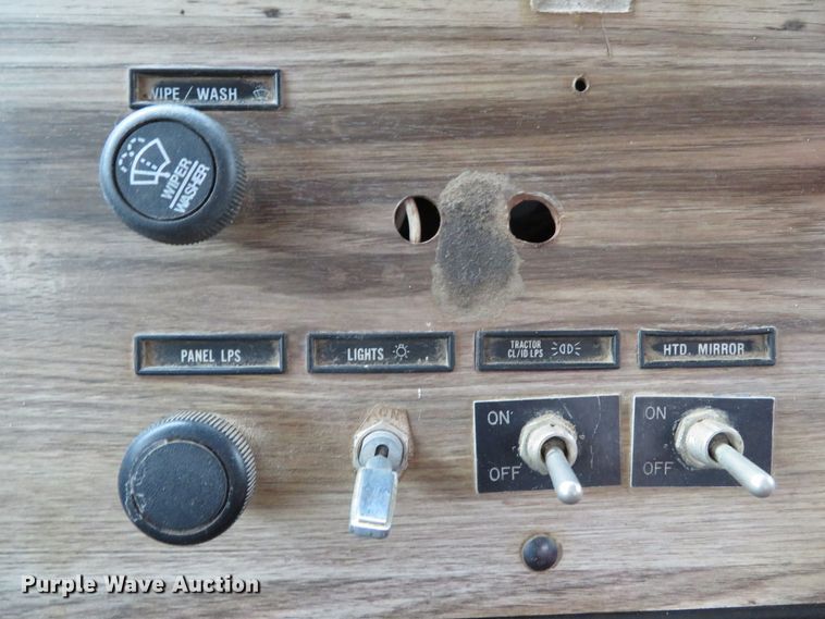 image for item DH1670 1993 Western Star 4964F dump truck