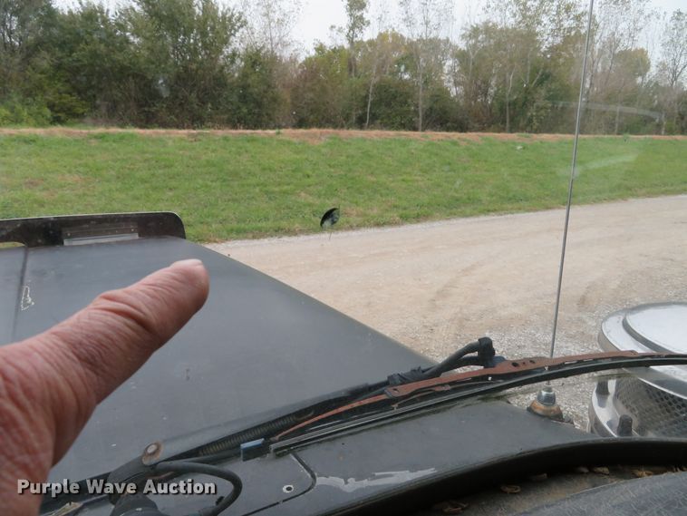 image for item DH1670 1993 Western Star 4964F dump truck