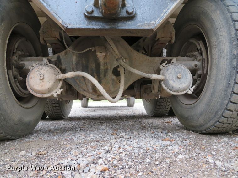 image for item DH1670 1993 Western Star 4964F dump truck