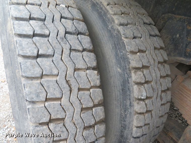 image for item DH1670 1993 Western Star 4964F dump truck