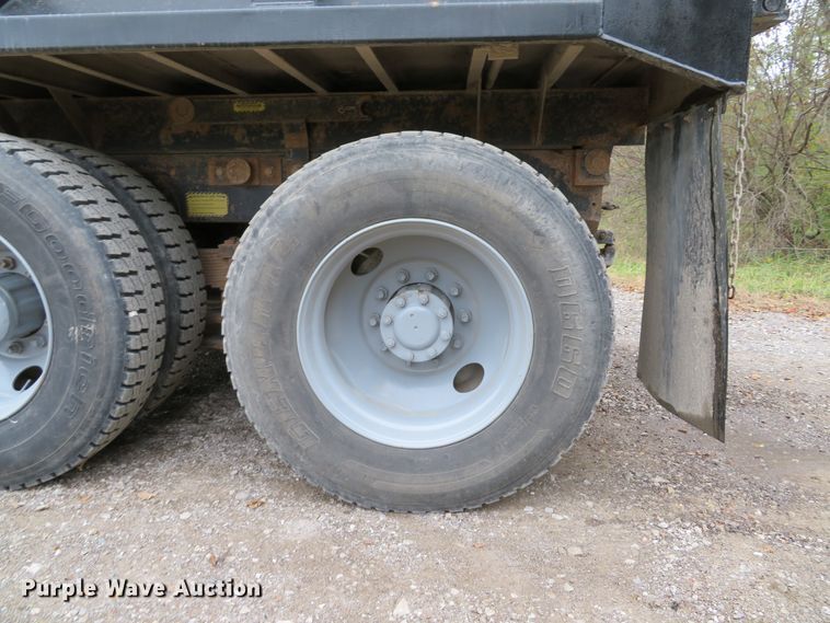 image for item DH1670 1993 Western Star 4964F dump truck