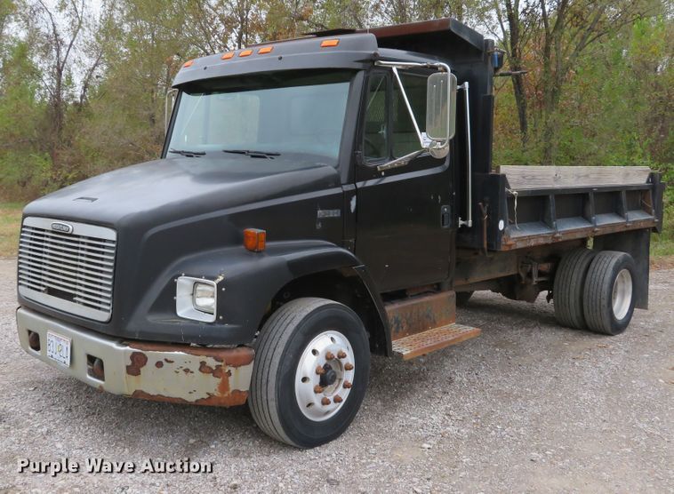 image for item DH1671 2000 Freightliner FL60 dump truck
