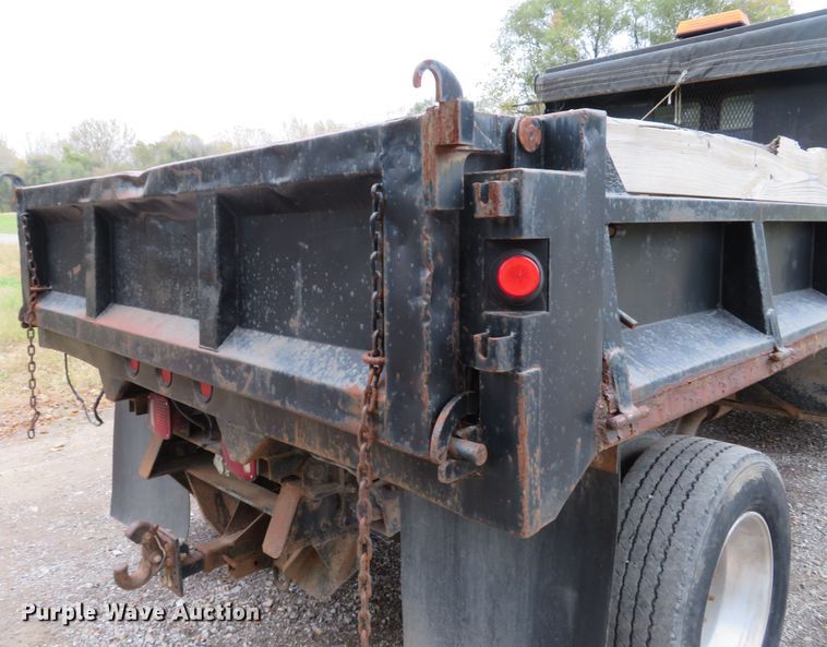 image for item DH1671 2000 Freightliner FL60 dump truck