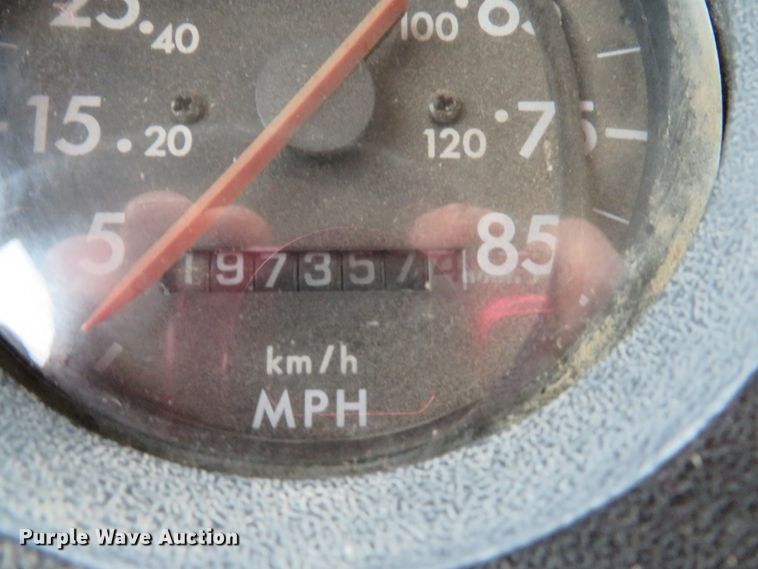 image for item DH1671 2000 Freightliner FL60 dump truck