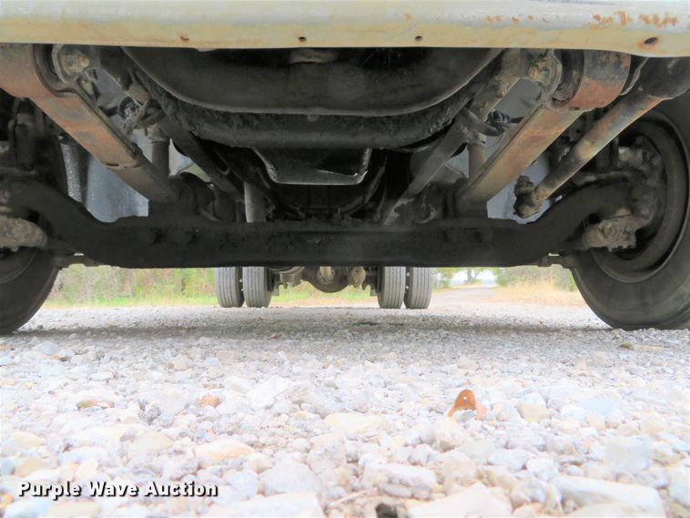 image for item DH1671 2000 Freightliner FL60 dump truck