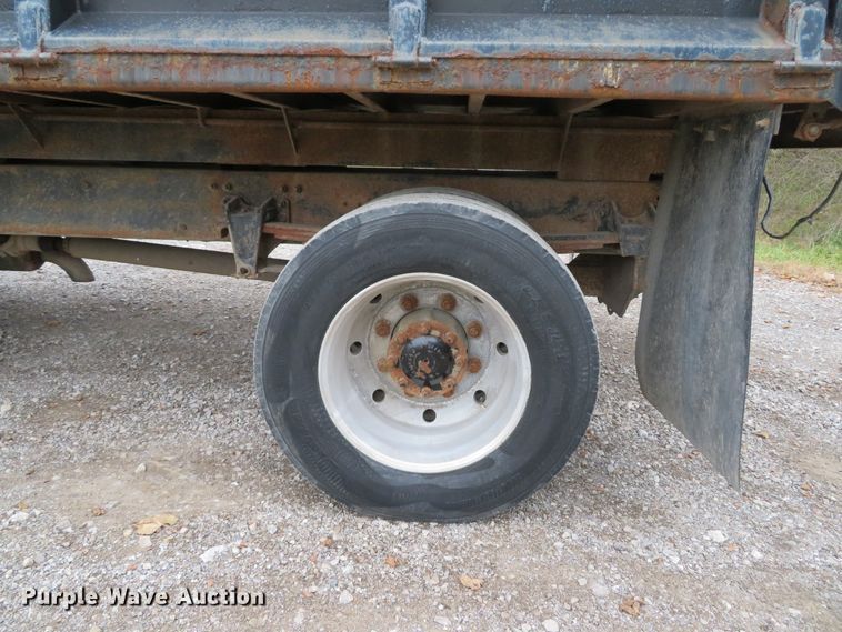 image for item DH1671 2000 Freightliner FL60 dump truck