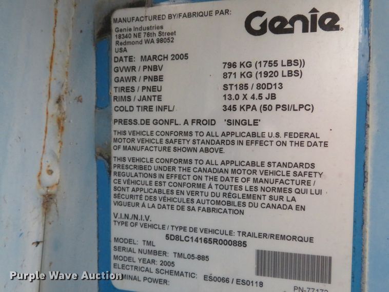 image for item DH1673 2005 Genie TML-4000N light plant