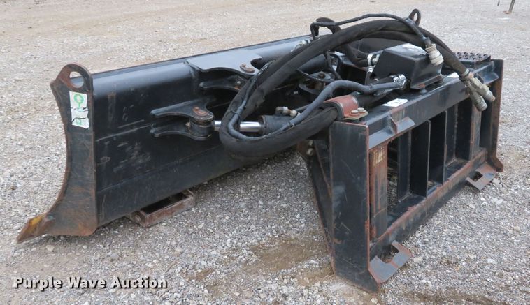 image for item DH1675 Caterpillar six-way skid steer dozer blade