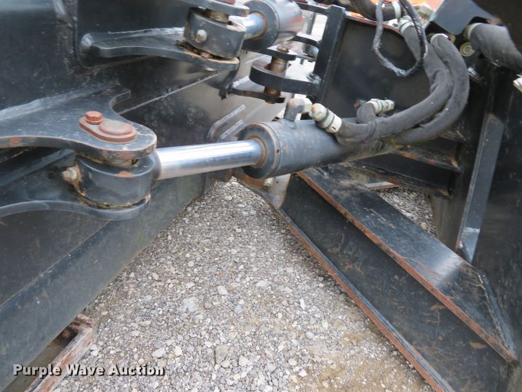 image for item DH1675 Caterpillar six-way skid steer dozer blade