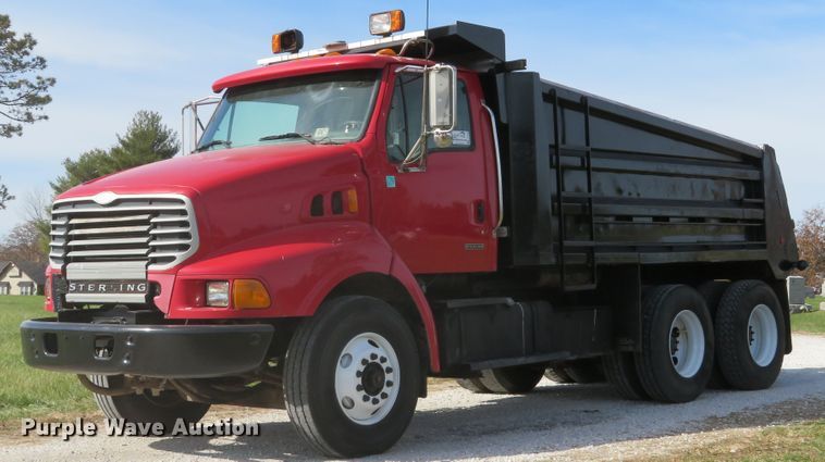 image for item DH1685 2003 Sterling LT9500 dump truck