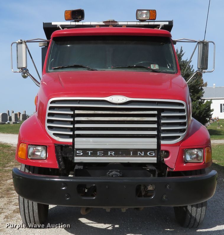 image for item DH1685 2003 Sterling LT9500 dump truck