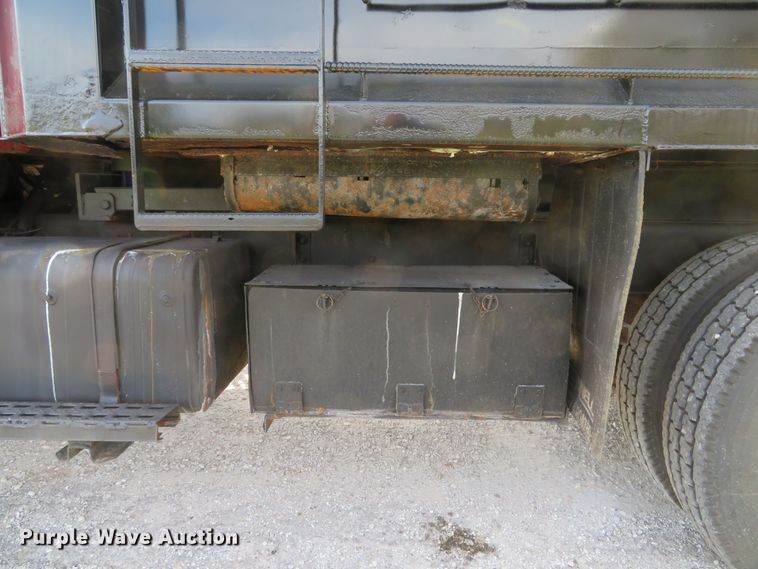 image for item DH1685 2003 Sterling LT9500 dump truck