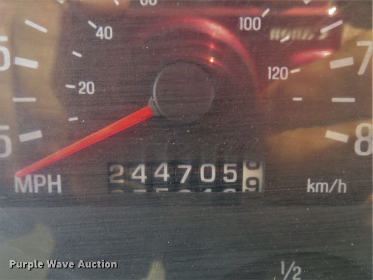 image for item DH1685 2003 Sterling LT9500 dump truck