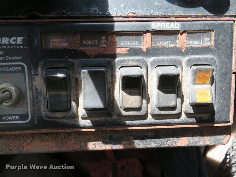 image for item DH1685 2003 Sterling LT9500 dump truck