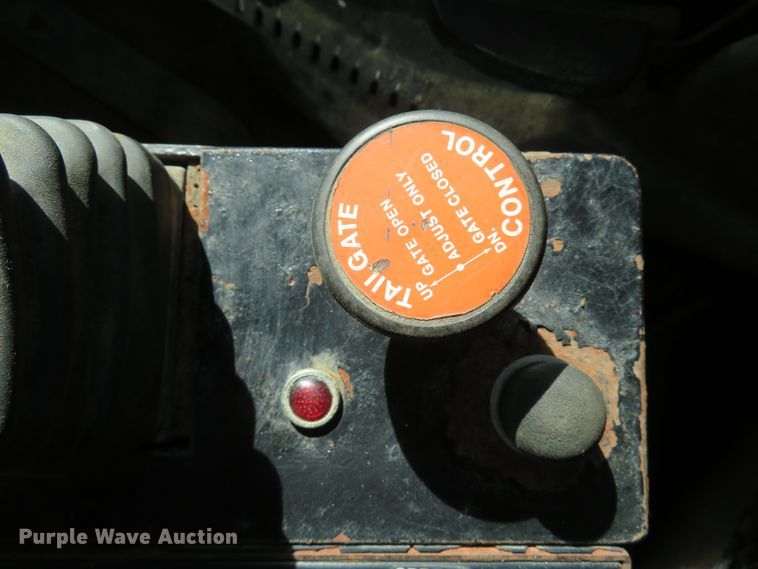 image for item DH1685 2003 Sterling LT9500 dump truck