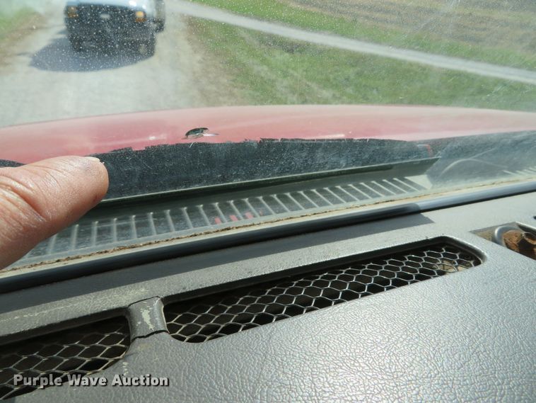 image for item DH1685 2003 Sterling LT9500 dump truck