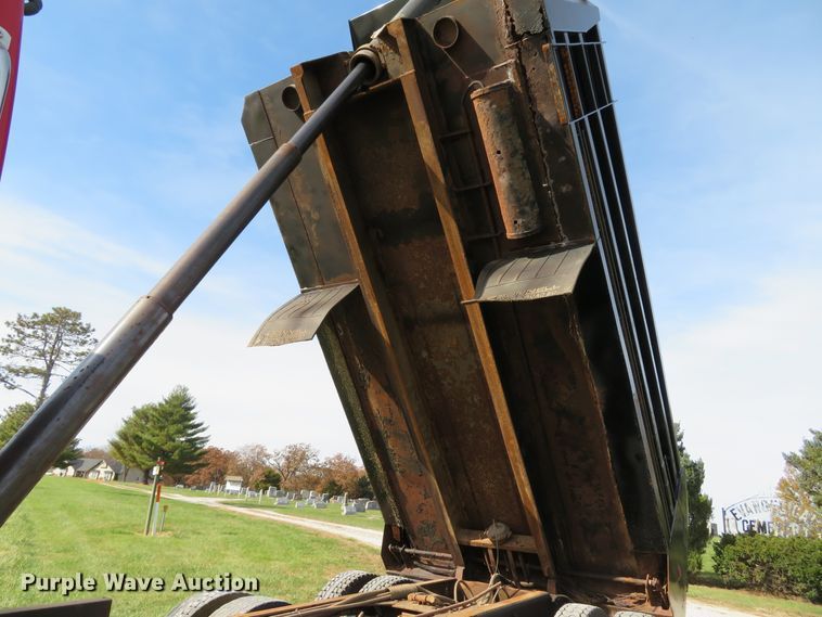 image for item DH1685 2003 Sterling LT9500 dump truck