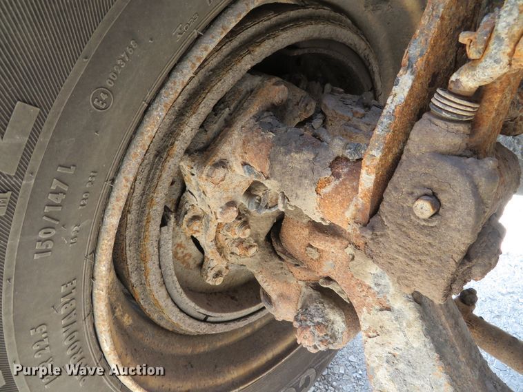 image for item DH1685 2003 Sterling LT9500 dump truck