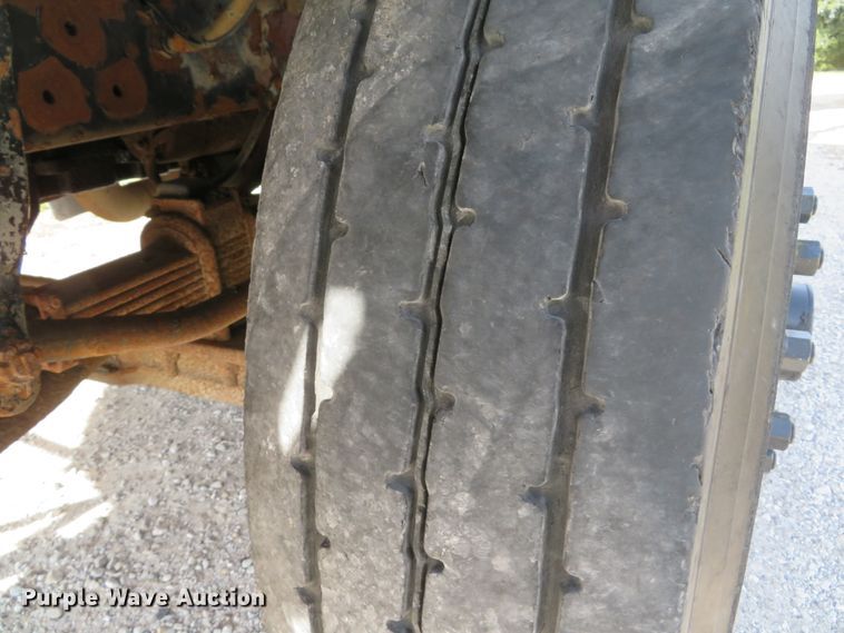 image for item DH1685 2003 Sterling LT9500 dump truck