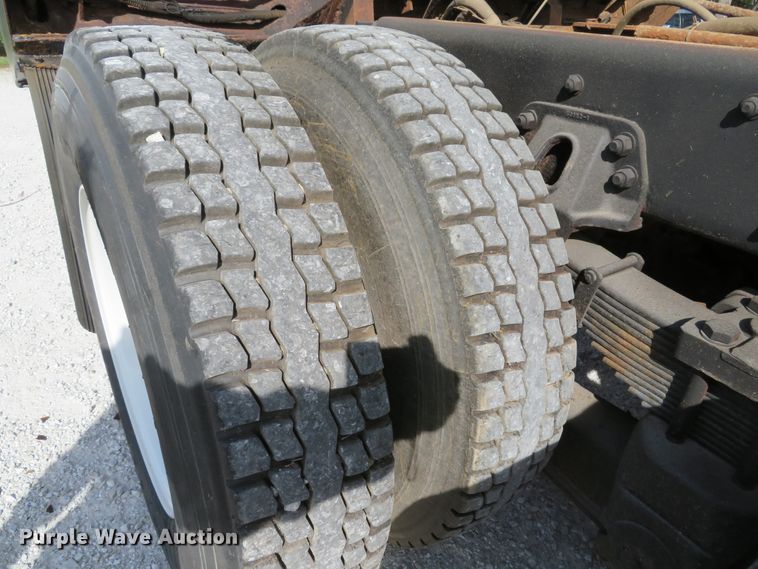 image for item DH1685 2003 Sterling LT9500 dump truck