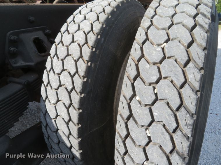 image for item DH1685 2003 Sterling LT9500 dump truck