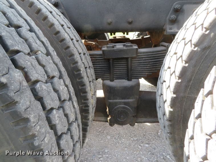 image for item DH1685 2003 Sterling LT9500 dump truck