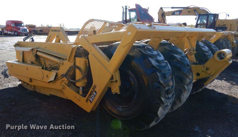 image for item DH2217 2007 Reynolds 18CMX12.5 scraper