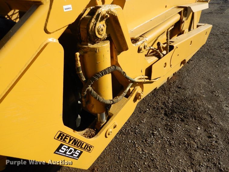 image for item DH2217 2007 Reynolds 18CMX12.5 scraper