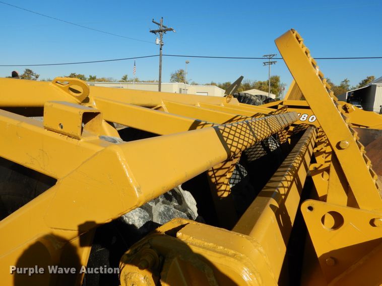 image for item DH2217 2007 Reynolds 18CMX12.5 scraper