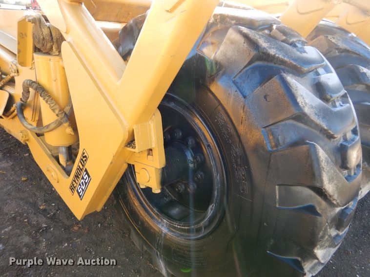 image for item DH2217 2007 Reynolds 18CMX12.5 scraper