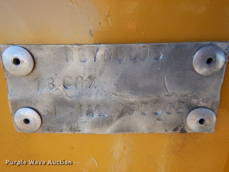 image for item DH2217 2007 Reynolds 18CMX12.5 scraper