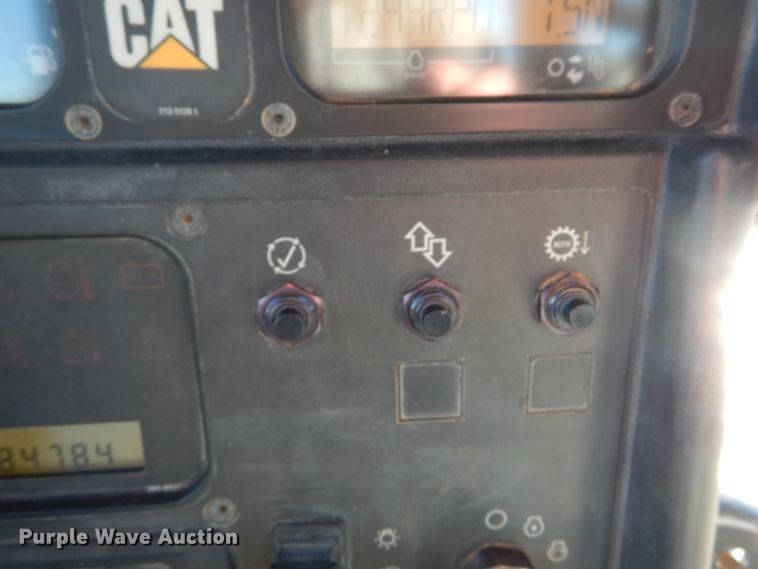 image for item DH2218 2008 Caterpillar D6N LGP dozer