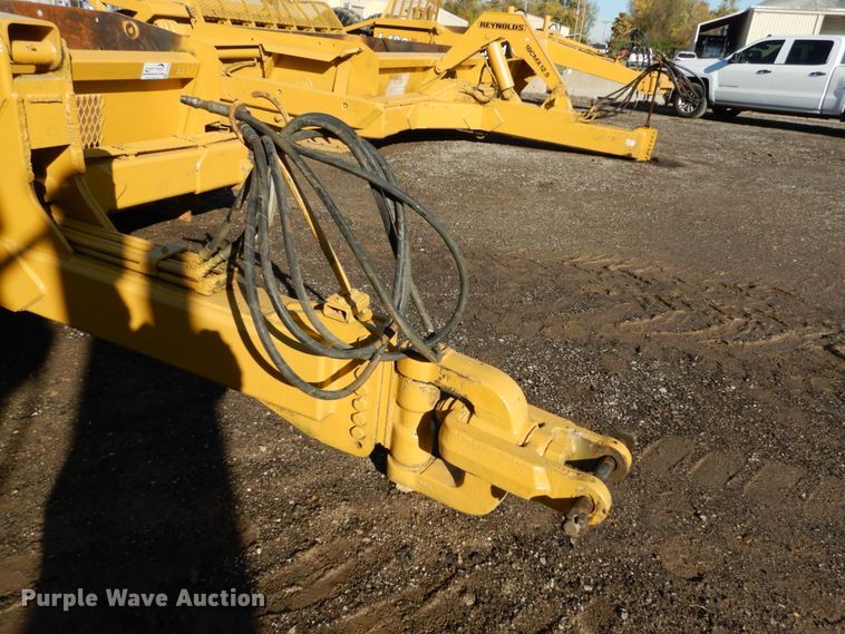 image for item DH2219 2007 Reynolds 17CS12 scraper