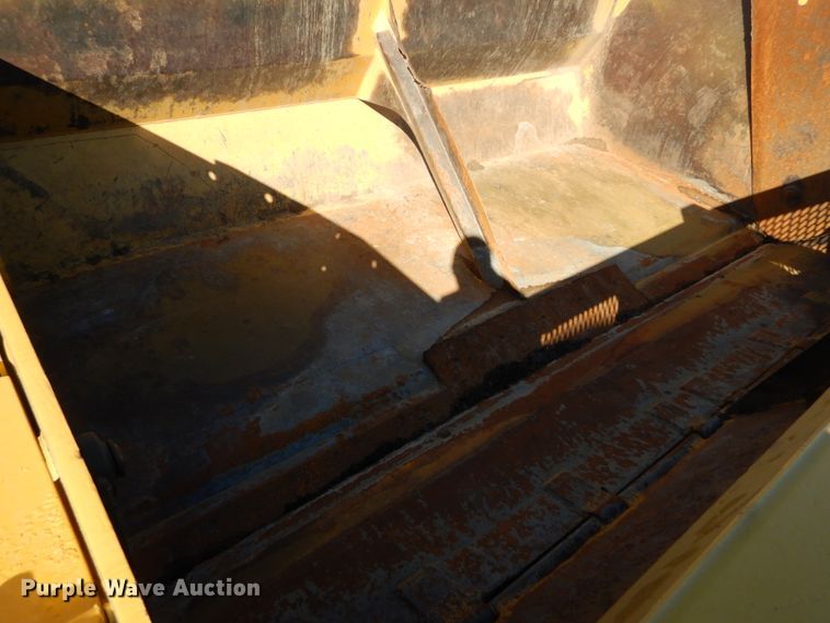 image for item DH2219 2007 Reynolds 17CS12 scraper