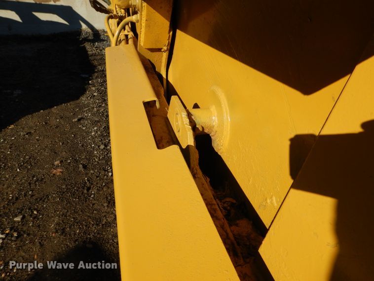 image for item DH2219 2007 Reynolds 17CS12 scraper