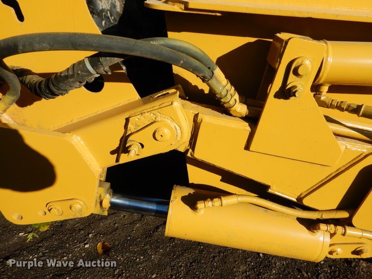 image for item DH2219 2007 Reynolds 17CS12 scraper