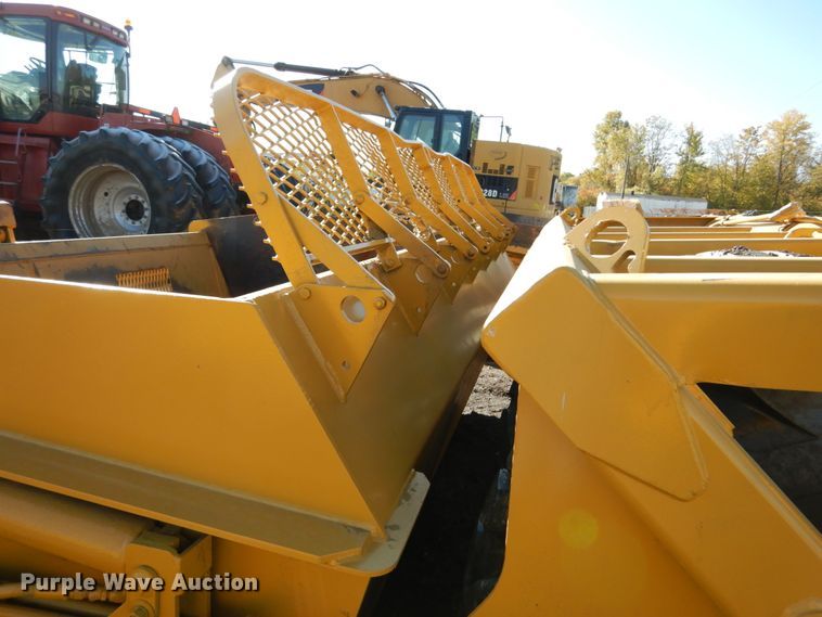 image for item DH2219 2007 Reynolds 17CS12 scraper