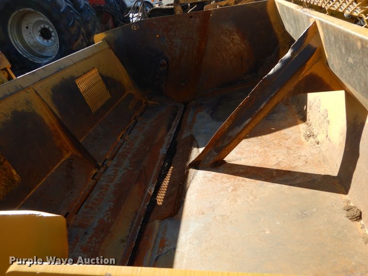 image for item DH2219 2007 Reynolds 17CS12 scraper