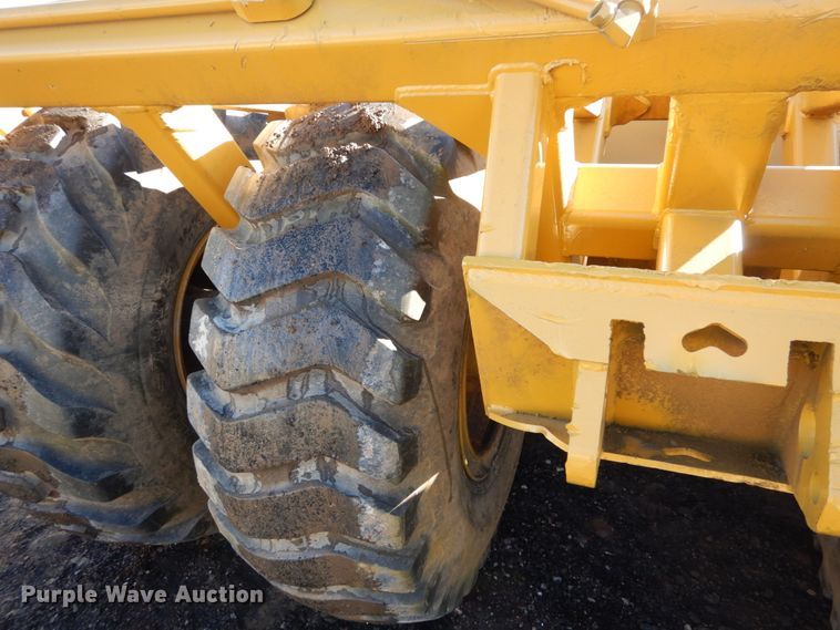 image for item DH2219 2007 Reynolds 17CS12 scraper