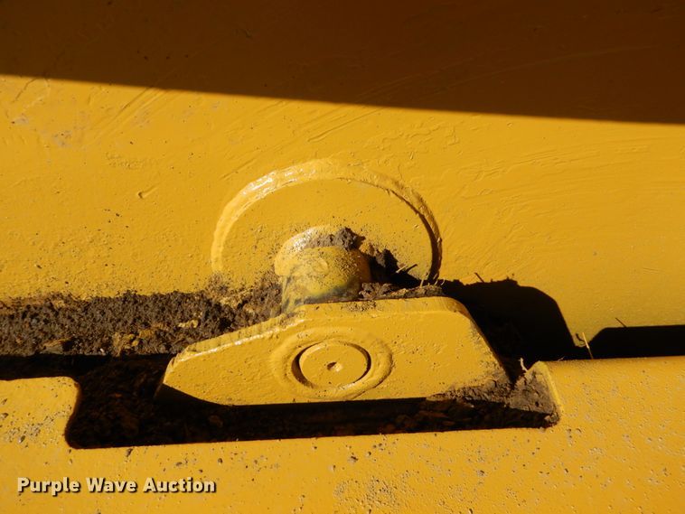 image for item DH2220 2007 Reynolds 17CS12 scraper