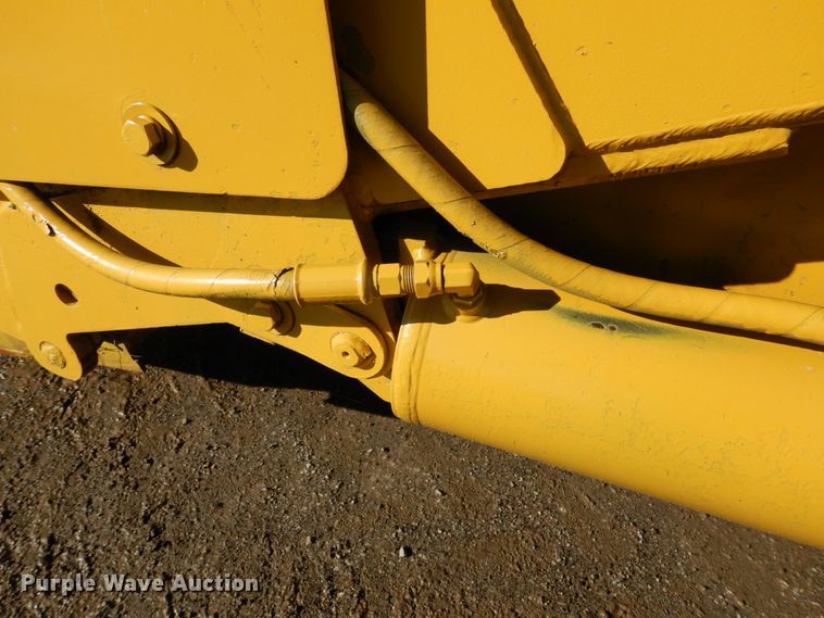 image for item DH2220 2007 Reynolds 17CS12 scraper