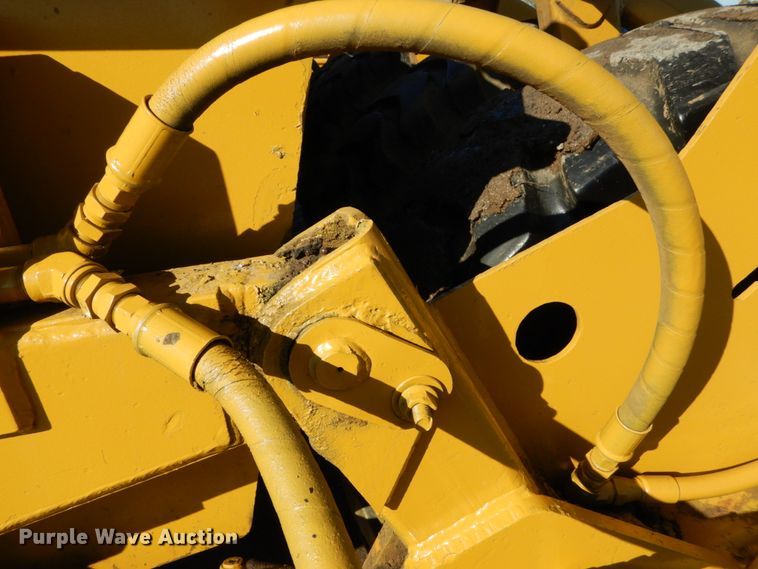 image for item DH2220 2007 Reynolds 17CS12 scraper